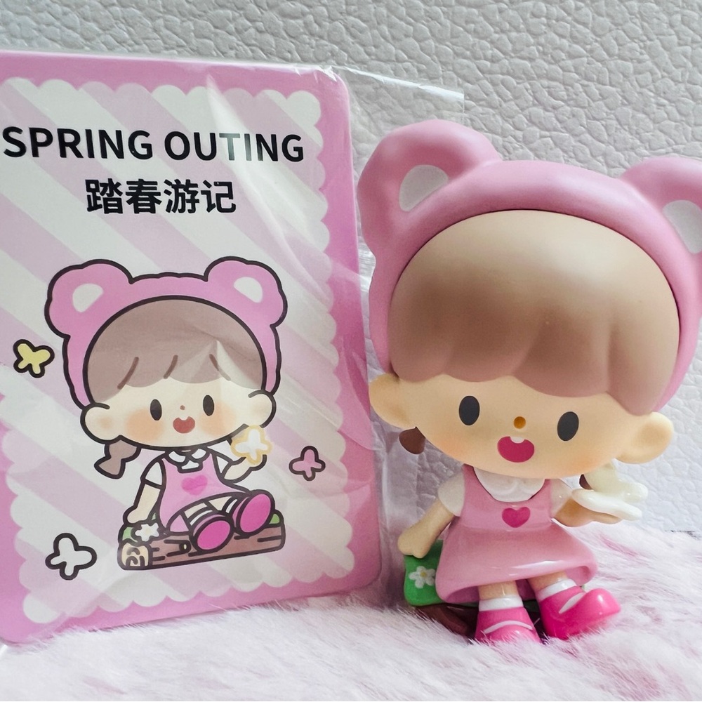 🎁Fun KING ZHUO Series Figure - “Spring Outing”